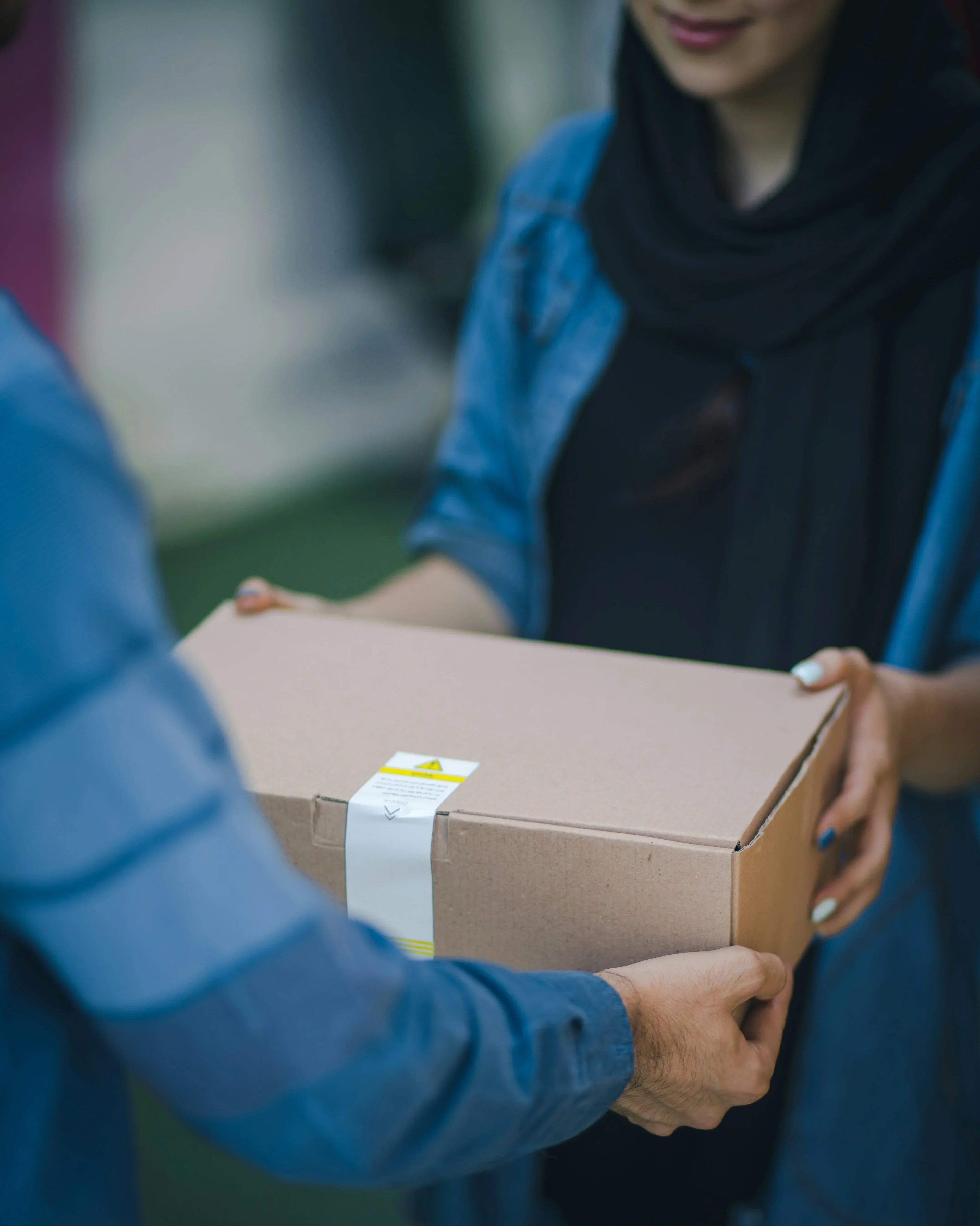 Delivery & returns: simplicity, sustainability, service